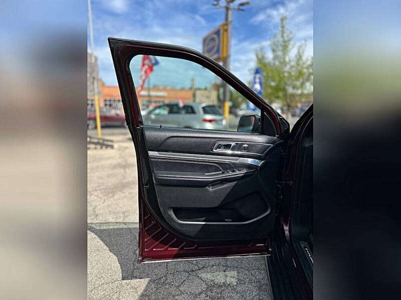 2018 Ford Explorer Sport