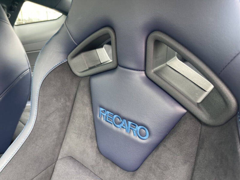 2025 Ford Mustang Dark Horse