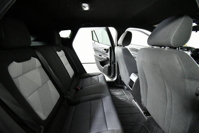 2025 Chevrolet Trax RS