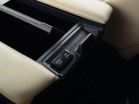 2021 Toyota Sienna