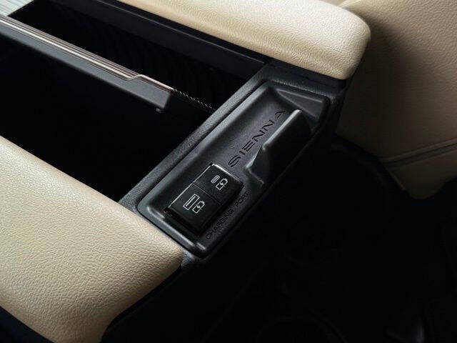 2021 Toyota Sienna