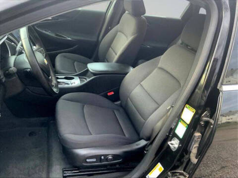 2025 Chevrolet Malibu RS