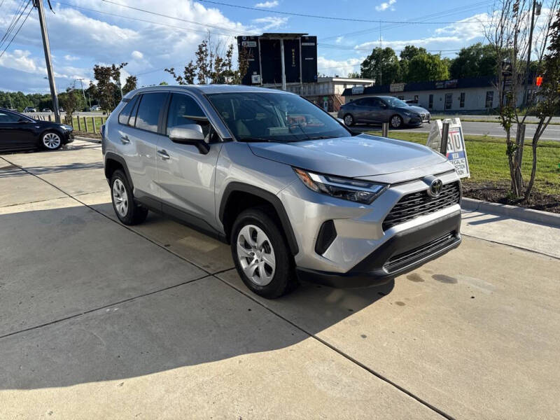 2023 Toyota RAV4 LE