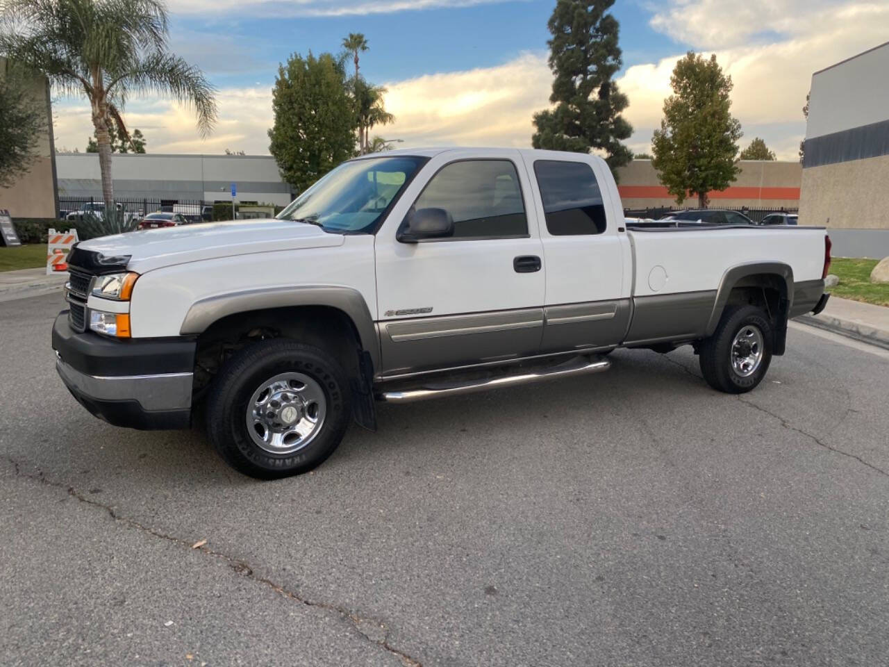 2006 Chevrolet Silverado 2500HD for sale at ZRV AUTO INC in Brea, CA