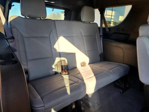 2023 GMC Yukon XL SLT