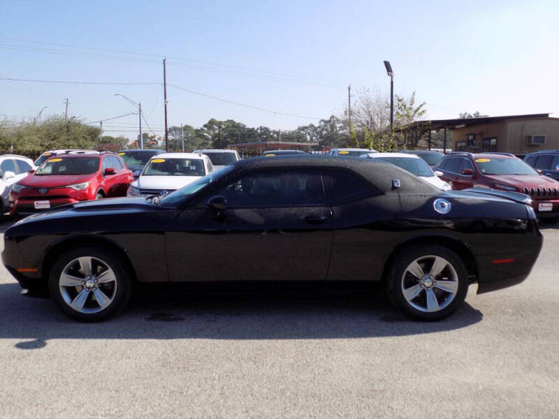 2019 Dodge Challenger SXT