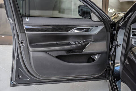 2019 BMW 7 Series 740i