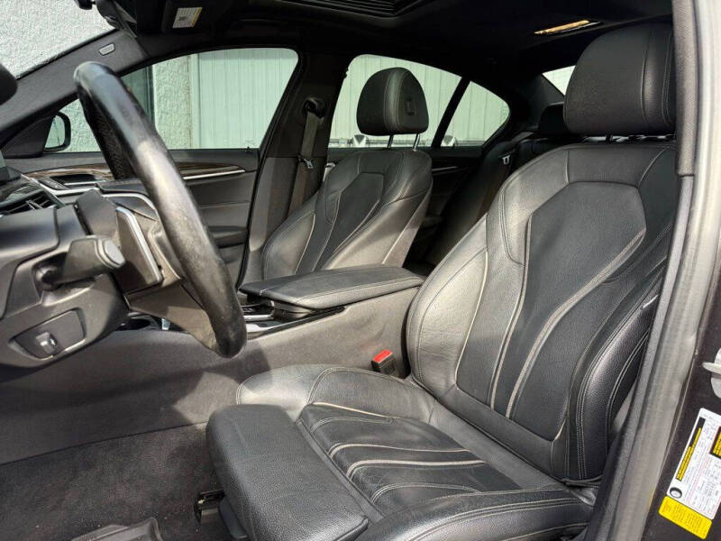 2020 BMW 5 Series 530i