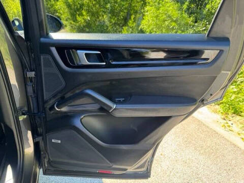 2023 Porsche Cayenne