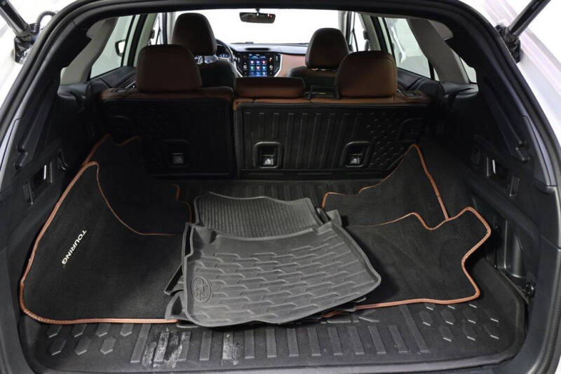 2022 Subaru Outback Touring XT