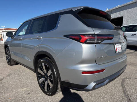 2026 Mitsubishi Outlander SE