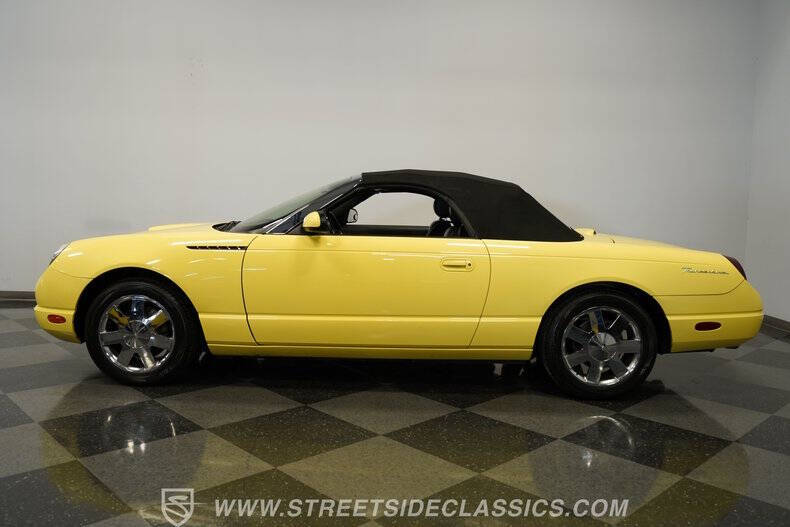 2002 Ford Thunderbird Deluxe