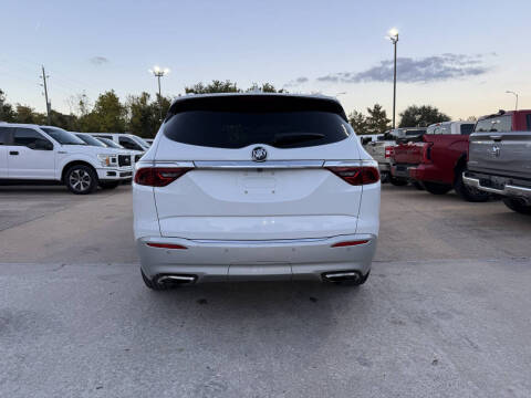 2022 Buick Enclave Essence