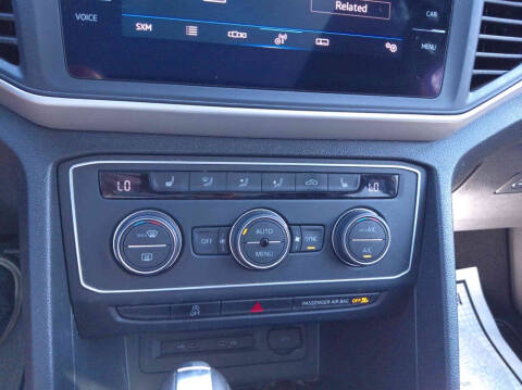 2021 Volkswagen Atlas Cross Sport V6 SE R-Line