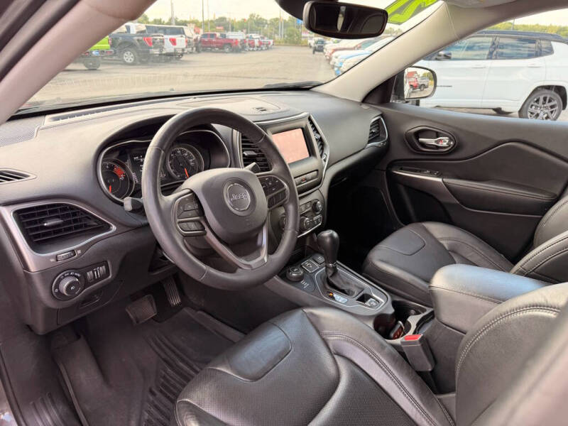 2021 Jeep Cherokee Latitude Lux
