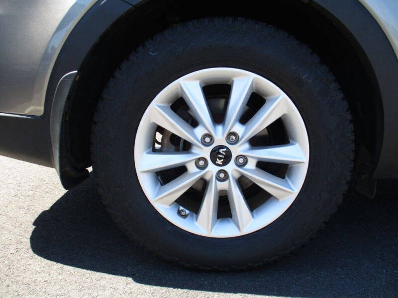 2019 Kia Sorento LX