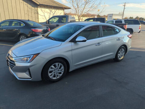 2019 Hyundai Elantra SE