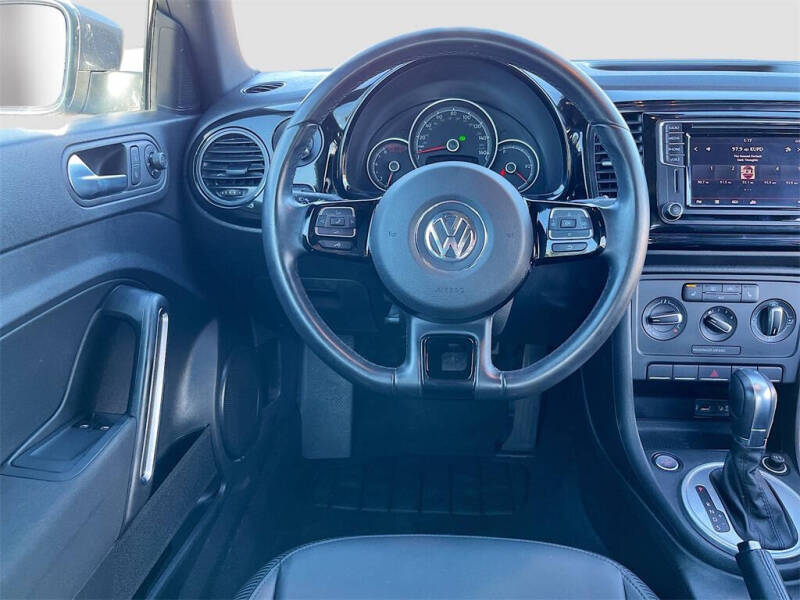 2018 Volkswagen Beetle 2.0T Coast