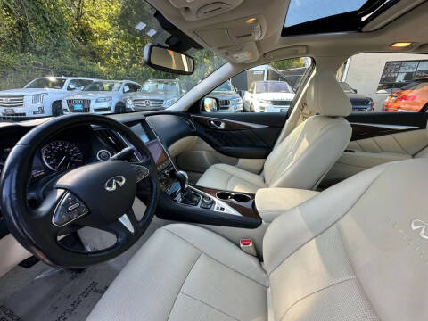 2014 Infiniti Q50 Premium