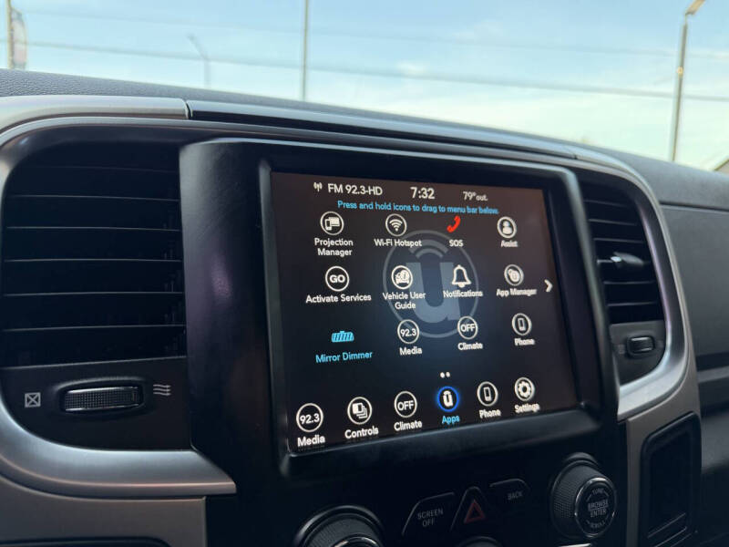 2018 RAM 1500 SLT
