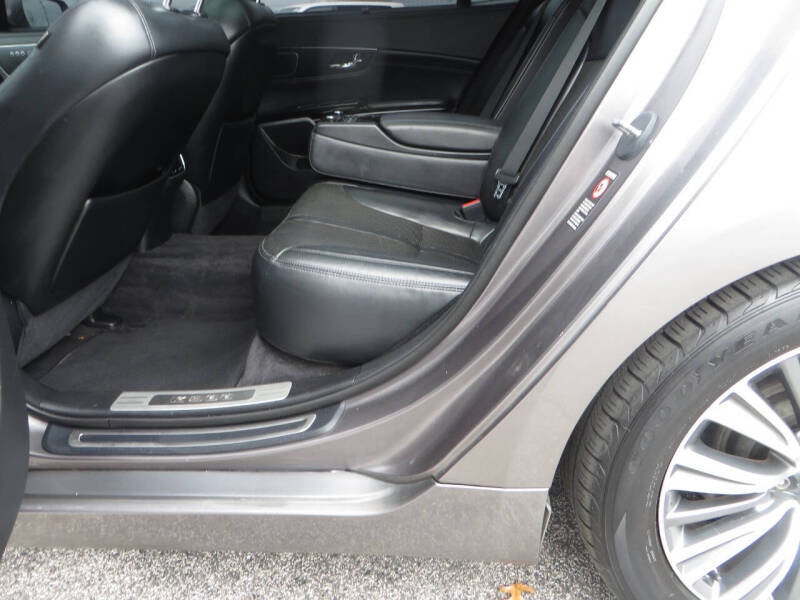 2016 Kia K900 Luxury V6