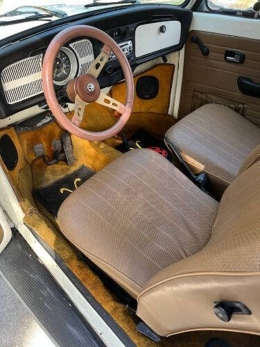 1971 Volkswagen Super Beetle