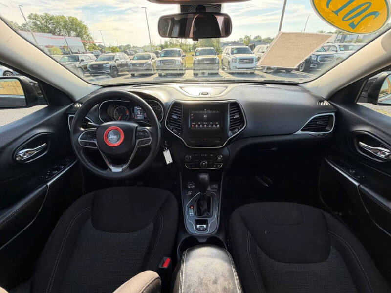 2019 Jeep Cherokee Latitude