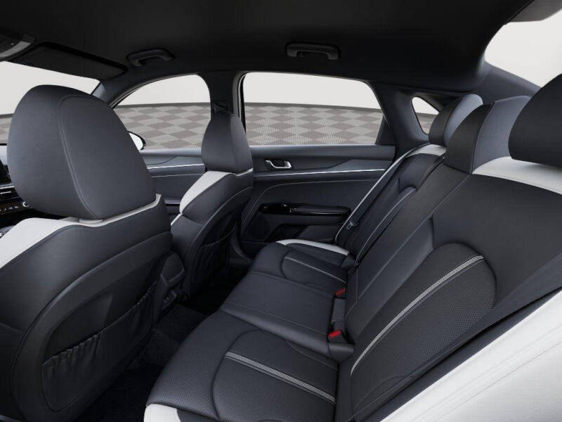 2026 Kia K5