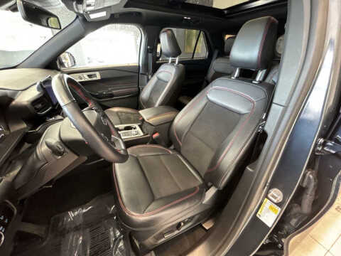 2024 Ford Explorer ST-Line