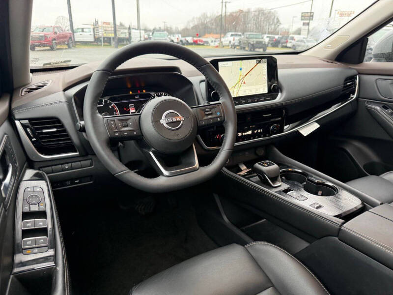 2023 Nissan Rogue SL