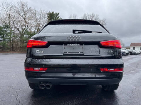 2017 Audi Q3 2.0T Premium Plus