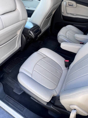 2012 Chevrolet Traverse LTZ