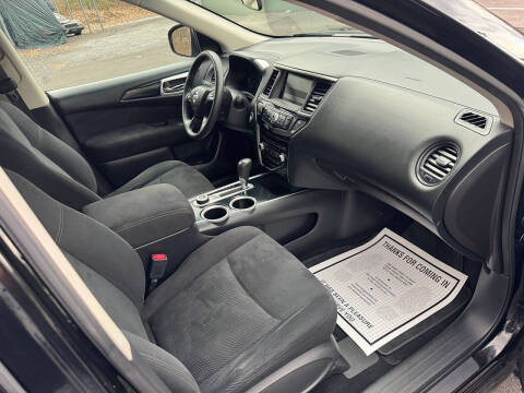 2014 Nissan Pathfinder S