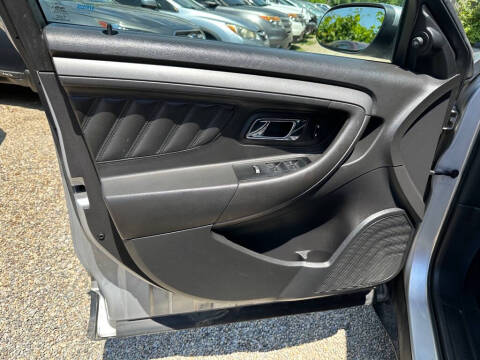 2010 Ford Taurus SEL