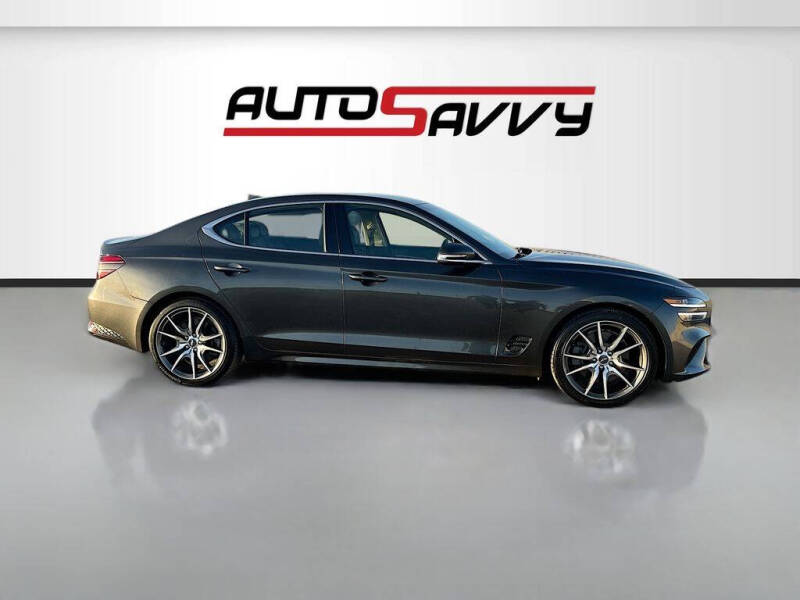 2022 Genesis G70
