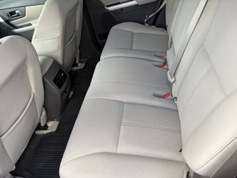 2014 Ford Edge SE