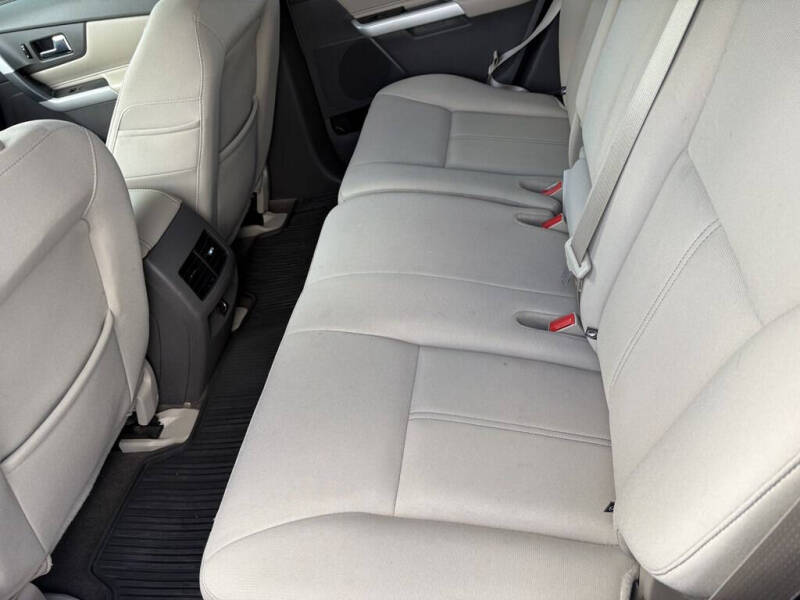 2014 Ford Edge SE