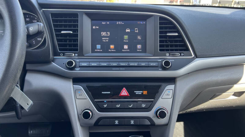 2018 Hyundai Elantra SEL