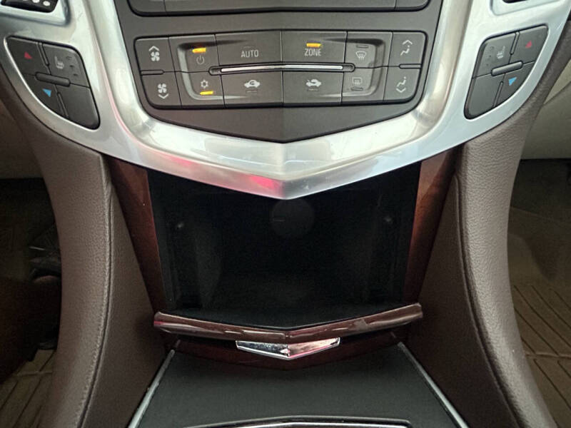 2012 Cadillac SRX Performance Collection