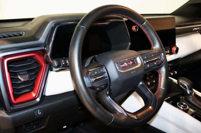 2023 GMC Canyon AT4X