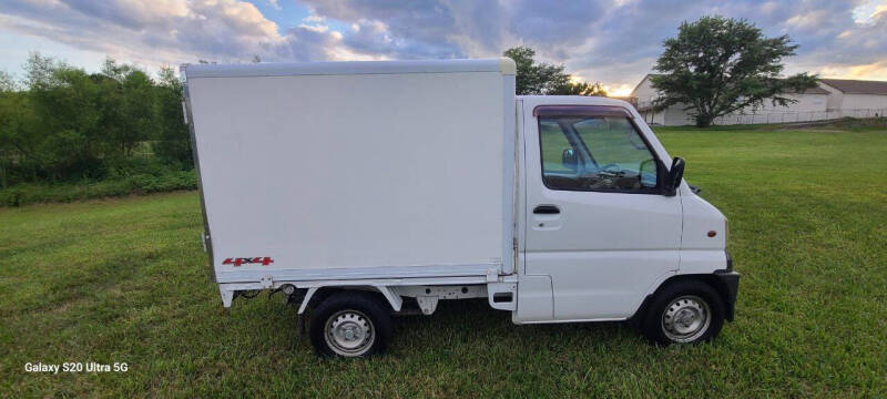 2000 Mitsubishi Minicab 4X4, AC,