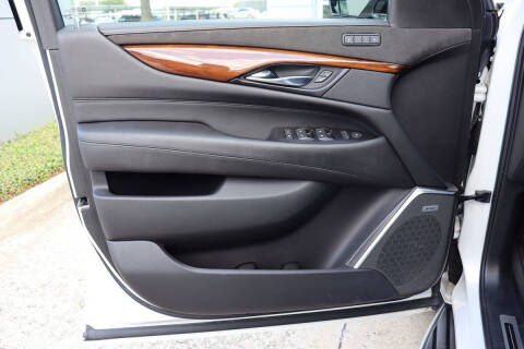 2020 Cadillac Escalade Premium Luxury