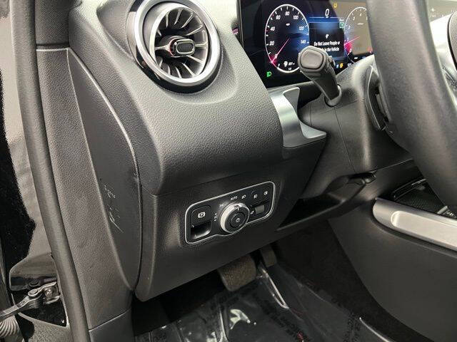 2025 Mercedes-Benz GLB GLB 250 4MATIC