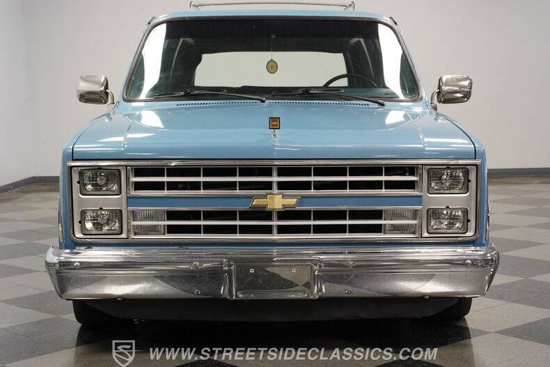 1986 Chevrolet Suburban C10