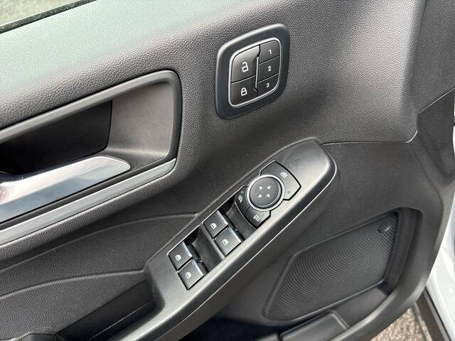 2025 Ford Escape Platinum