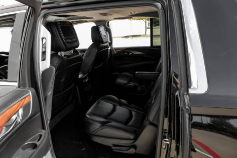 2016 Cadillac Escalade ESV Luxury Collection