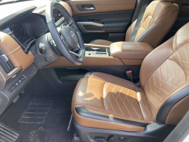 2022 Nissan Pathfinder Platinum