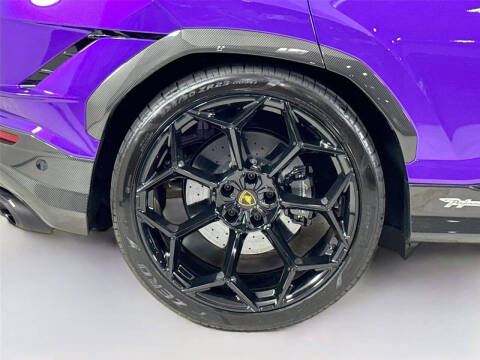 2024 Lamborghini Urus Performante