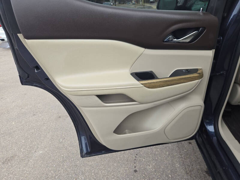 2018 GMC Acadia Denali