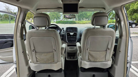 2014 Chrysler Town and Country Touring